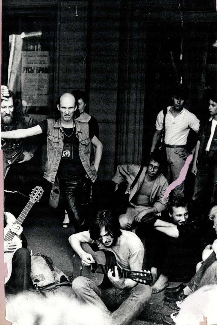  1988 ., .  , ,   