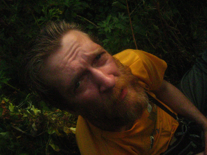 А тут подоспел и Лева, он отрастил себе солидную бороду. Еще раз сорри за качество снимка.