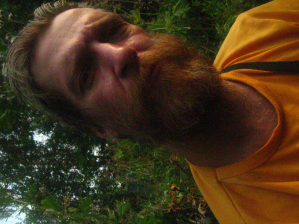 Колоритный Лева.